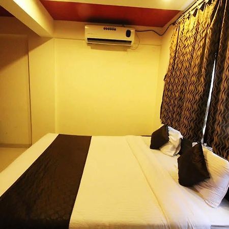 Hotel Alpine Pune Luaran gambar
