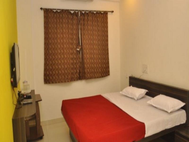 Hotel Alpine Pune Luaran gambar