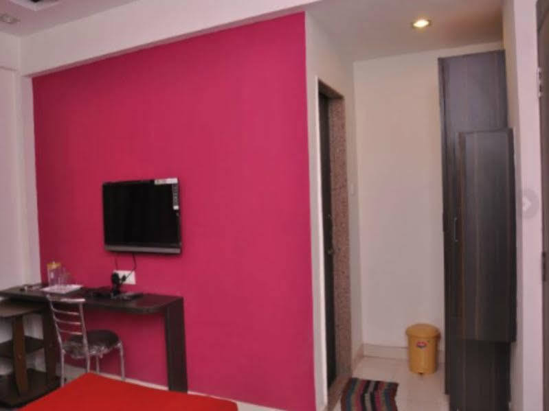 Hotel Alpine Pune Luaran gambar
